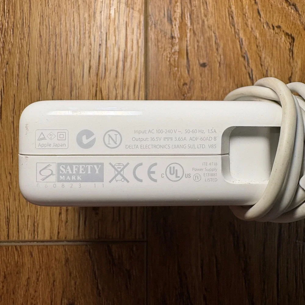Genuine Apple 60W MagSafe Power Adapter A1184 (2006) –‎ 13